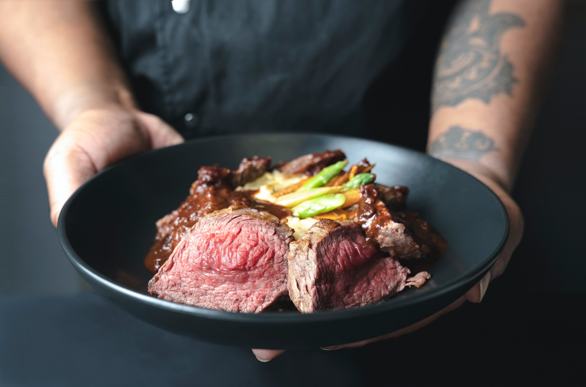 sina-asgari-5YCPCZdLGdQ-unsplash